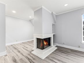 2501 Marilee Lane 4, Houston TX 77057