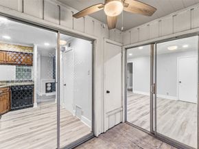 2501 Marilee Lane 4, Houston TX 77057