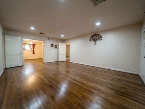 1414 Campbell Street, Houston TX 77009