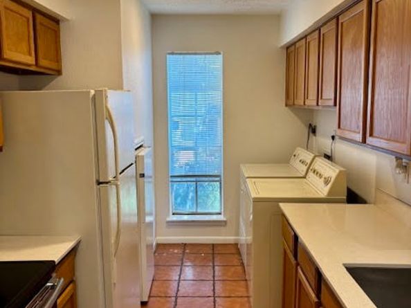 3100 Jeanetta Street 401, Houston TX 77063
