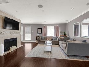 2379 Briarwest Boulevard 85, Houston TX 77077