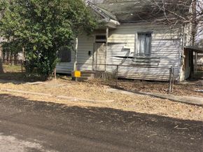 1912 Semmes Street, Houston TX 77026