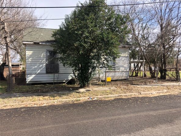 1912 Semmes Street, Houston TX 77026