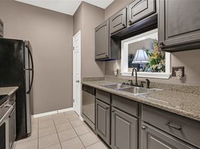 9800 Pagewood Lane 2703, Houston TX 77042