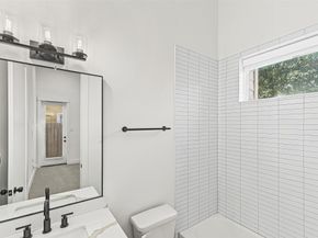 2811 Anita Street, Houston TX 77004