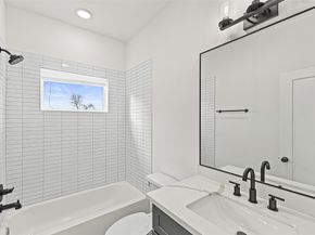 2811 Anita Street, Houston TX 77004