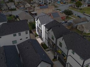 2811 Anita Street, Houston TX 77004