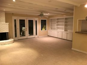 8615 Ferris Drive, Houston TX 77096