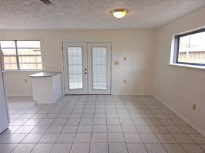 418 Texas Street, Tomball TX 77375