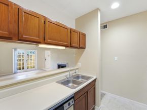 8055 Cambridge Street 5, Houston TX 77054