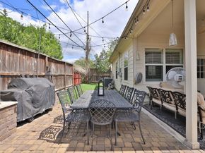 1610 Du Barry Lane, Houston TX 77018