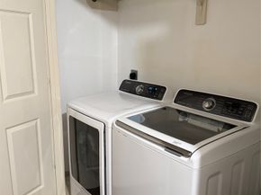 17442 S Summit Canyon Drive, Houston TX 77095