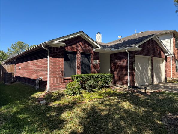 17442 S Summit Canyon Drive, Houston TX 77095