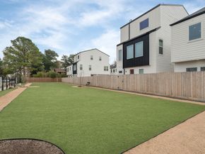 4764 Martin Hill Street, Houston TX 77018