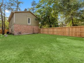 2 Ground Brier Court, The Woodlands TX 77381