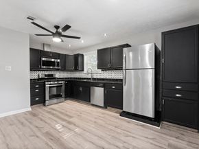 2 Ground Brier Court, The Woodlands TX 77381