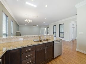 5525 Kiam Street C, Houston TX 77007
