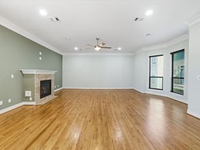 5525 Kiam Street C, Houston TX 77007