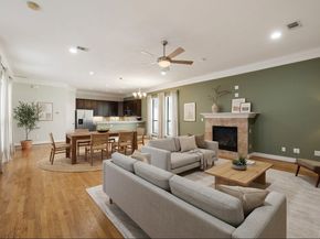 5525 Kiam Street C, Houston TX 77007
