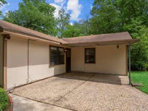 317 Hollywood Drive, Conroe TX 77303