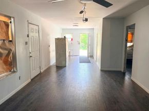 102 Elmfield Street, Houston TX 77047