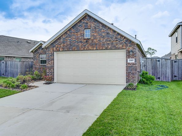 20897 Cropani Shadow Drive, New Caney TX 77357