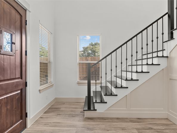 517 Moore Street, Tomball TX 77375