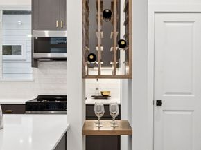 2125C Hoskins Drive, Houston TX 77080