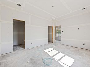 801 E 32nd 1/2 Street, Houston TX 77022