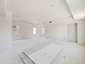 801 E 32nd 1/2 Street, Houston TX 77022