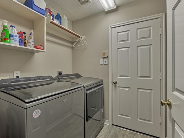 147 Wynnoak, The Woodlands TX 77382