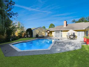 11307 Overbrook Lane, Houston TX 77077