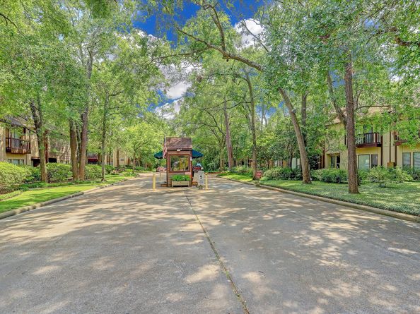 11711 Memorial Drive 127, Houston TX 77024