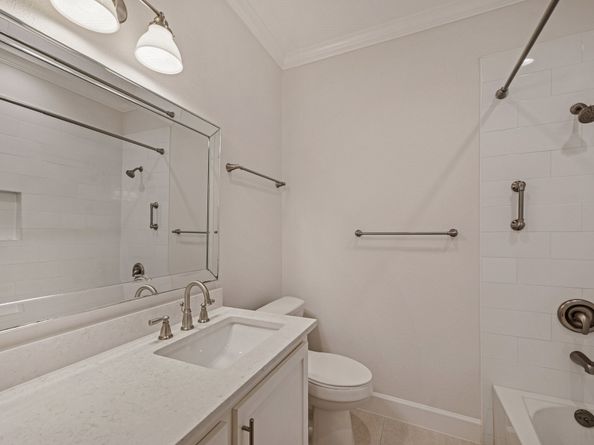 11711 Memorial Drive 127, Houston TX 77024