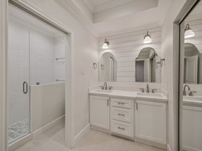 11711 Memorial Drive 127, Houston TX 77024