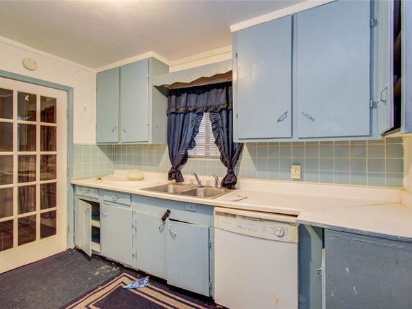 5007 Edfield Street, Houston TX 77033