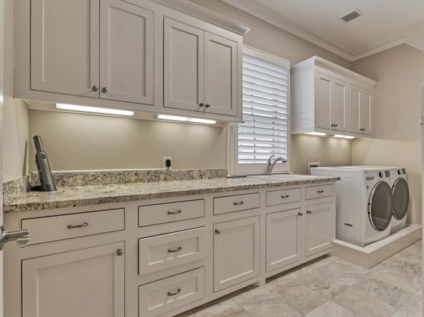 22 E Shore Drive, The Woodlands TX 77380