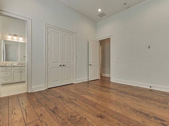 22 E Shore Drive, The Woodlands TX 77380