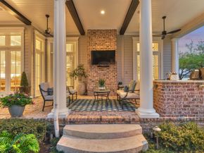 22 E Shore Drive, The Woodlands TX 77380