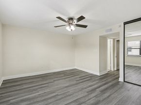 1201 Mcduffie Street 122, Houston TX 77019