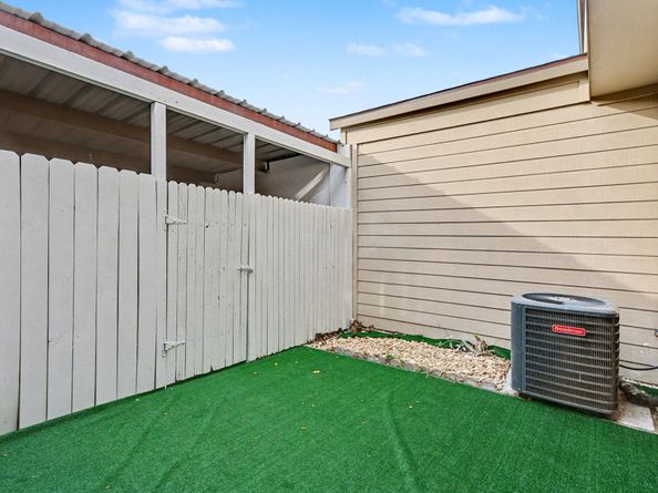 1201 Mcduffie Street 122, Houston TX 77019