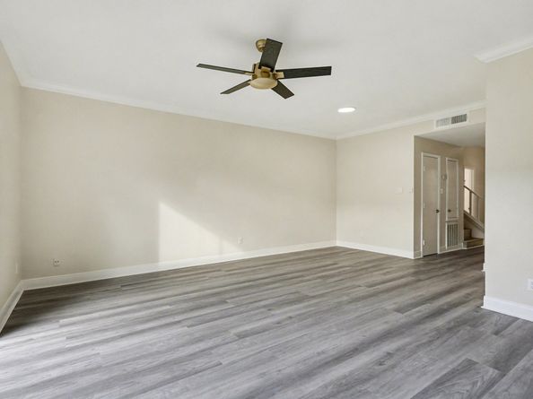 1201 Mcduffie Street 122, Houston TX 77019