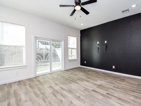 6828 Liverpool, Houston TX 77021