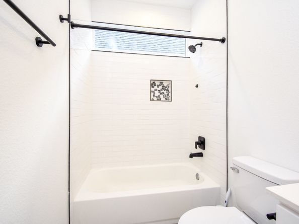 6828 Liverpool, Houston TX 77021