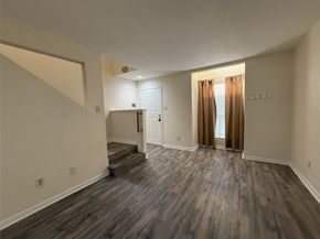 2100 Wilcrest Drive 107, Houston TX 77042