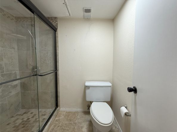 2100 Wilcrest Drive 107, Houston TX 77042