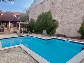 2100 Wilcrest Drive 107, Houston TX 77042