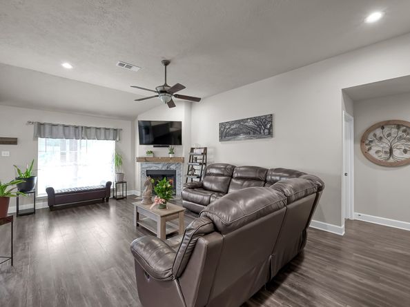 2010 Wickburn Drive, Spring TX 77386