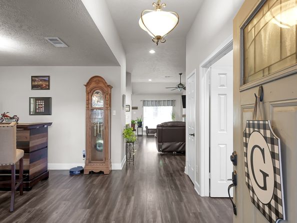 2010 Wickburn Drive, Spring TX 77386