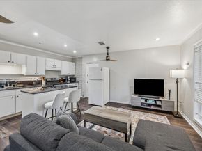 5302 Saxon Dr Drive, Houston TX 77092